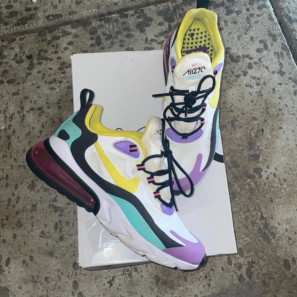 Air Max 270 React